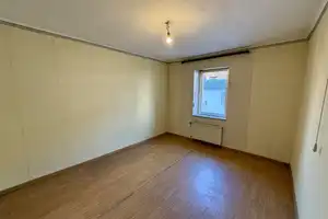 Einfamilienhaus mit Garten und Garage in Mettlach-Saarhölzbach zu verkaufen – Merzig-Wadern (Kreis) – Vorschaubild 9