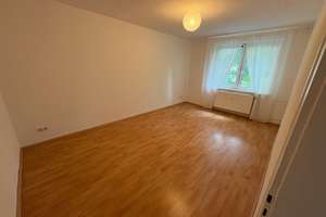 Bezugsfrei - Provisionsfrei- 3-Zimmer-Wohnung + Stellplatz in Berlin Baumschulenweg – Heidekampweg 43, 12437 Baumschulenweg, Berlin – Vorschaubild 2
