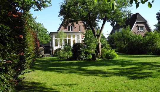 Bild von Von privat:charmantes, lichtdurchfl. Rotklinkerhaus in Hamburg-Wellingsbüttel gegen Gebot zu kaufen 