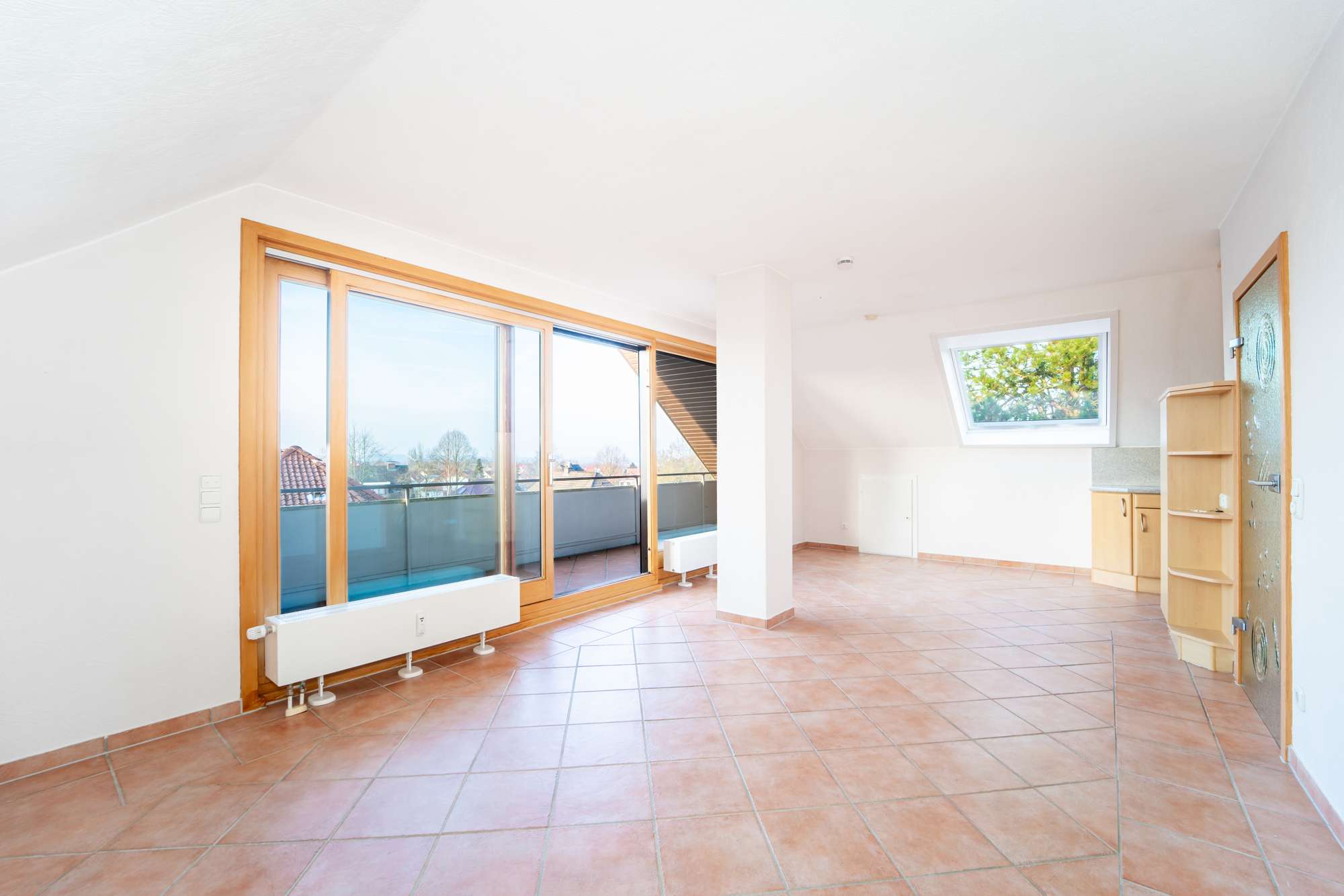 Immobilie in Scharbeutz - Ruhe, Licht und Nähe zur Ostsee- Dachgeschosswohnung in Scharbeutz nahe Ostsee und Kammerwald - Bild 7