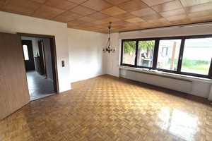 Attraktives 1-2 Familienhaus auf tollem 862m² Eckgrundstück in bester Lage von Goch-Pfalzdorf – Kleve (Kreis) – Vorschaubild 2