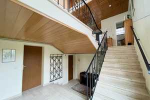 Geschmackvolles Architektenhaus mit offener Galerie • Eingangsbereich mit Kamin • Laubenheim – Mainz – Vorschaubild 26