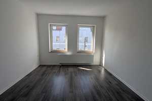 *reserviert*zentrumsnahe, geräumige 4 Raum Wohnung in Aschersleben – Hecklinger Str. 23, 6449 Salzlandkreis – Vorschaubild 3