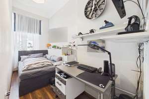 Helle Altbauwohnung mit Balkon, nahe der Adolfsallee und fußläufig zum Bahnhof ! – Die vollständige Adresse der Immobilie erhältst du vom Anbieter., 65185 Mitte, Wiesbaden – Vorschaubild 7