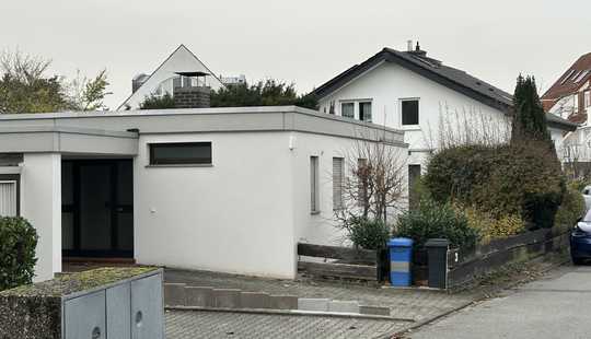 Bild von Freistehendes Einfamilienhaus (Bungalow) mit Garage in Seeheim-Jugenheim