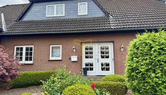 Bild von Charmantes Einfamilienhaus mit gemütlichem Innenhof und Ausbaureserven in Knesebeck