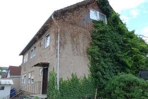 Mörfelden: Dreifamilienhaus mit Potential direkt am Park – Die vollständige Adresse der Immobilie erhältst du vom Anbieter., 64546 Mörfelden-Walldorf – Vorschaubild 1