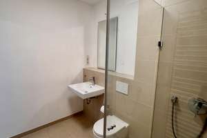 Befristete Untermiete (09/26-04/27): 2-Zimmer Wohnung mit Loggia – Die vollständige Adresse der Immobilie erhältst du vom Anbieter., 93049 Westenviertel, Regensburg – Vorschaubild 13