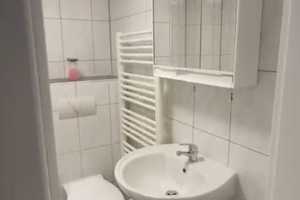 Geschmackvolle 2-Raum-Wohnung in Aachen ideal für Studenten – hüttenstraße 48, 52068 Aachen – Vorschaubild 3
