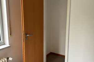 EG mit Garten und neuer EBK  - 2-Zimmer-Wohnung in Altglienicke – Kasperstraße 35, 12542 Altglienicke, Berlin – Vorschaubild 13