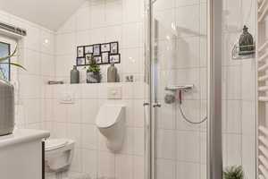 Mehrgenerationenhaus mit zwei Wohneinheiten und einer  Gewerbeeinheit – Oberbergischer Kreis – Vorschaubild 16