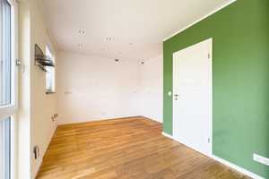 Saniertes Zweifamilienhaus mit großer Maisonette-Wohnung und vermieteter Erdgeschoss Wohnung – Offenbach (Kreis) – Vorschaubild 5
