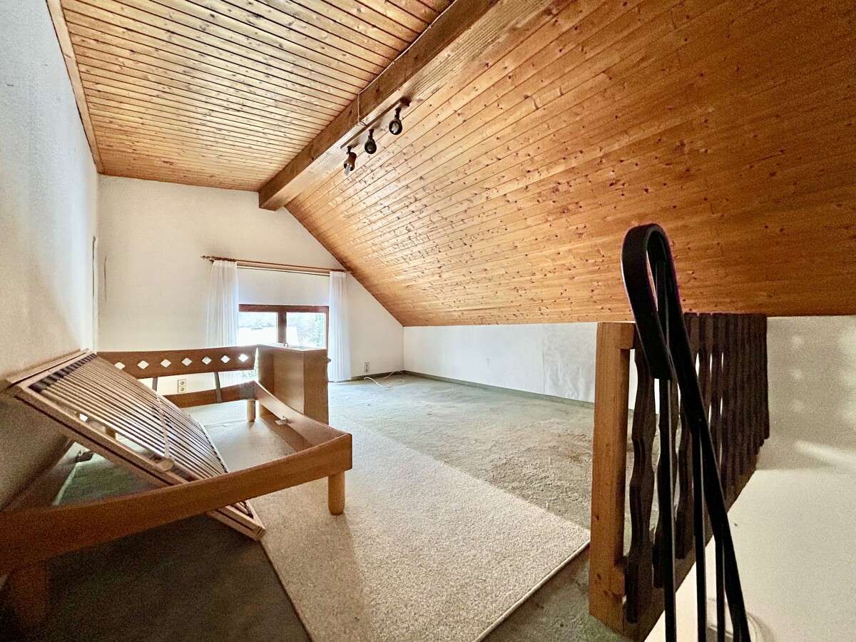 Immobilie in Atzelgift - **Großzügiges Wohnhaus mit traumhaftem Areal in Atzelgift** - Bild 10