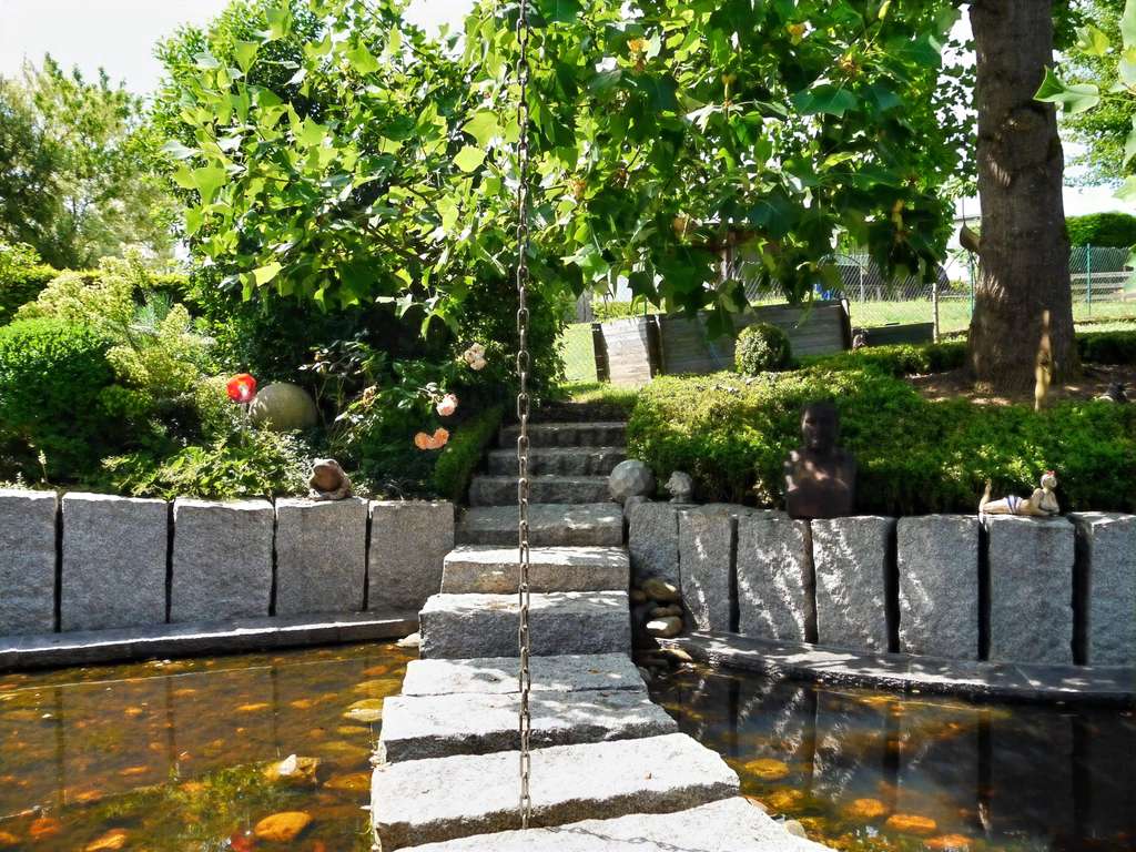 Immobilie in Obrigheim - Exklusives HUF-Haus|Toplage mit traumhafter Außenanlage - Bild 3