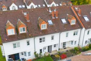 provisionsfreies modernes Reihenmittelhaus mit hochwertiger Ausstattung – einziehen & wohlfühlen! – Die vollständige Adresse der Immobilie erhältst du vom Anbieter., 65199 Dotzheim, Wiesbaden – Vorschaubild 1