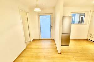 Provisionsfrei. Freiburg-Zähringen: Moderne Studentenwohnung mit zwei separaten Zimmern – 79108 Zähringen, Freiburg im Breisgau – Vorschaubild 4