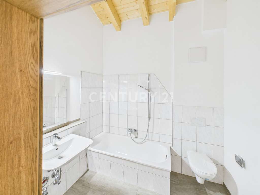 Immobilie in Ruhpolding - Neuwertige 2-Zimmer-Wohnung mit Außenstellplatz in Ruhpolding - Bild 3