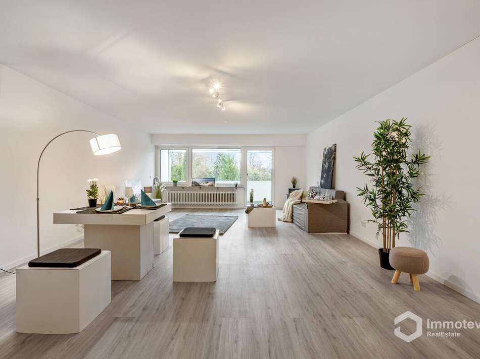 Wohnbereich mit Zugang zur Log