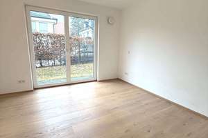 Traumhafte EG-Wohnung auf zwei Ebenen mit viel Platz, Südterrasse – Silberblattstr. 9, 81375 Großhadern, München – Vorschaubild 4