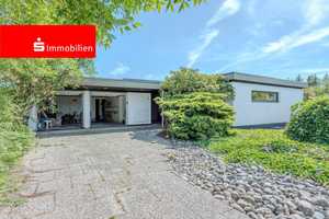 Großzügiger Bungalow mit Doppelgarage im Grünen – Segeberg (Kreis) – Vorschaubild 1