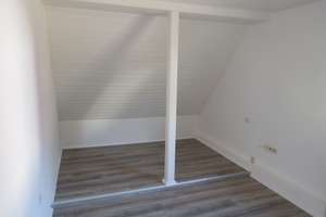 Komplett saniertes Haus mit Werkstatt und Platz für Hobby oder Fuhrpark – Die vollständige Adresse der Immobilie erhältst du vom Anbieter., 72393 Burladingen – Vorschaubild 24