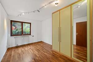 Weinberge vor der Tür, Stuttgart im Blick - Terrassenwohnung mit Weitsicht – Die vollständige Adresse der Immobilie erhältst du vom Anbieter., 70378 Steinhaldenfeld, Stuttgart – Vorschaubild 5