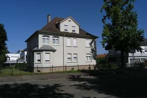 Charmante 2-Zimmer-DG-Wohnung in einer denkmalgeschützten Stadtvilla | Eislingen