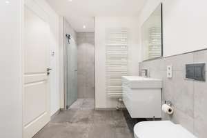 Elegantes Reihenhaus mit 4,5 Zimmern in Düsseldorfer Friedrichstadt – Bilker Allee 217, 40215 Friedrichstadt, Düsseldorf – Vorschaubild 12