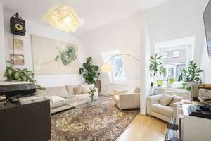 Wohnen über den Dächern: 3-Zimmer-Wohnung in gefragter Lindenauer Seitenstraße