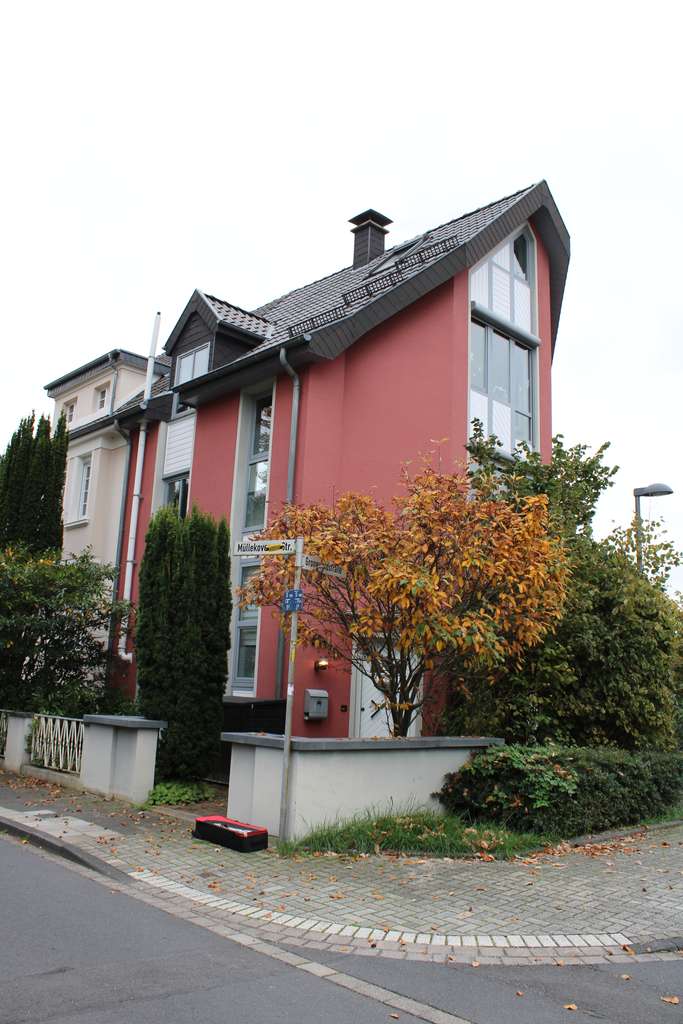 Einfamilienhaus in ruhiger Lage von Troisdorf zu verkaufen