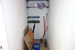 EXKLUSIV AM LESSINGPLATZ HELL + RUHIG RENOVIERT INKL. EINBAUKÜCHE LAMINAT DUSCHBAD 5. ETAGE/OBERBILK – Lessingstraße 61, 40227 Oberbilk, Düsseldorf – Vorschaubild 10