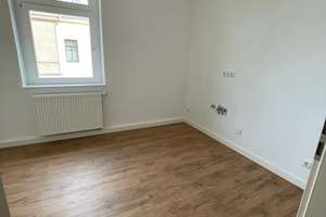 Großzügige helle 2 - Raumwohnung mit XL-Balkon – Stephensonstraße 52, 1257 Leuben (Stadtteil), Dresden – Vorschaubild 7