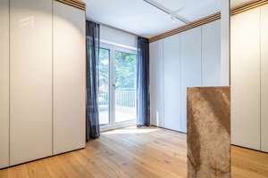 Cooles Designer-Einfamilienhaus im Bauhausstil mit Garten, zwei Dachterrassen und privatem Spa – Die vollständige Adresse der Immobilie erhältst du vom Anbieter., 80997 Allach, München – Vorschaubild 22