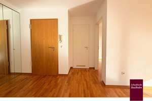 Kaltental | Großzügige, helle 3‑Zimmer‑Wohnung mit Einbauküche und 3 Balkonen in Kaltental  +++ – Fohrenbühlstraße 18, 70569 Kaltental, Stuttgart – Vorschaubild 8