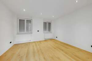 Bezugsfertig: Stilvoll sanierte 2-Zimmer-Wohnung in Düsseldorf-Pempelfort!