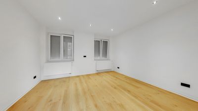 Bezugsfertig: Stilvoll sanierte 2-Zimmer-Wohnung in Düsseldorf-Pempelfort!