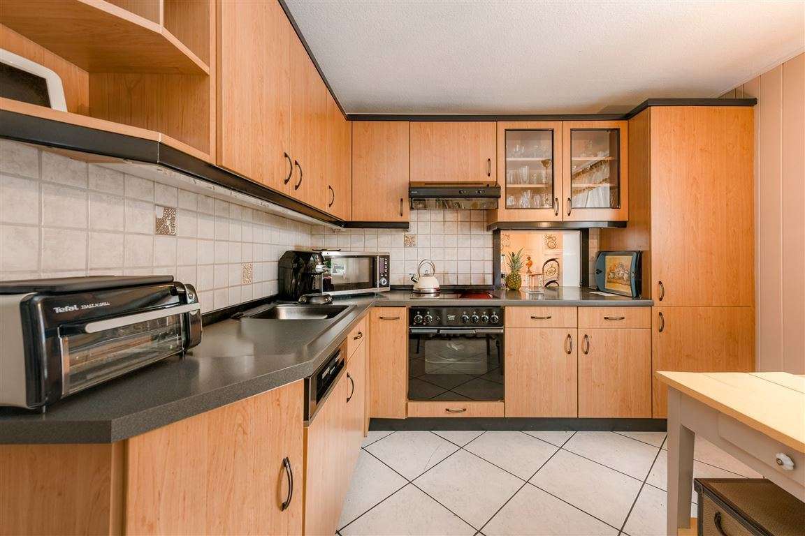 Immobilie in Großensee - Zwei Doppelhaushälften (90m² + 130m²) mit Baugrundstück (ca. 400m²).

 - Bild 11