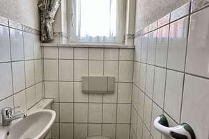 Einfamilienhaus mit gepflegtem Garten und PV‑Anlage in Lützelburg – Die vollständige Adresse der Immobilie erhältst du vom Anbieter., 86456 Gablingen – Vorschaubild 9