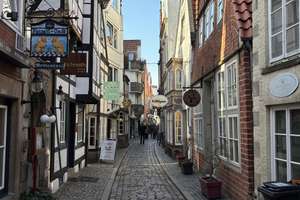 3 Häuser auf einen Streich - verbunden im beliebten Schnoor! – Die vollständige Adresse der Immobilie erhältst du vom Anbieter., 28195 Altstadt, Bremen – Vorschaubild 3