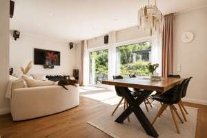 Hochklassige Stadtvilla mit Pool, Photovoltaikanlage und traumhaftem Gartengrundstück – Die vollständige Adresse der Immobilie erhältst du vom Anbieter., 14624 Dallgow-Döberitz – Vorschaubild 8