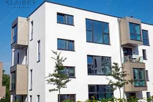 Schönes Wohn-und Geschäftshaus mit 4 Wohn - Geschäftseinheiten ca. 1.000 qm, 2 Garagen u. Carport. – Die vollständige Adresse der Immobilie erhältst du vom Anbieter., 73525 Schwäbisch Gmünd – Vorschaubild 3