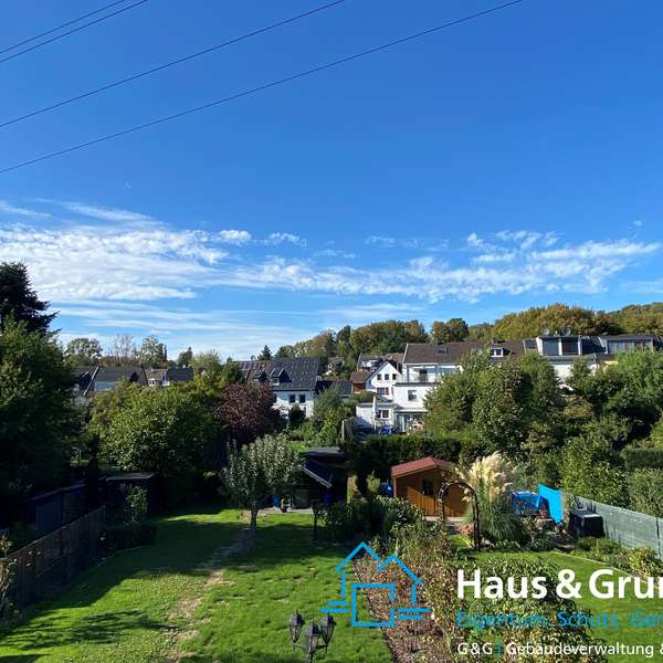 *** schönes Mittelreihenhaus mit Wintergarten - Garten u. Garage - in verkehrsberuhigter Lage **