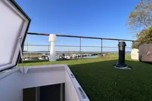 LUXUS Hausboot - 3 Etagen - 100m² Wohnen + 120 m² SONNENTERRASSE - Kamin, Kino, komplett individuell – Potsdam – Vorschaubild 38