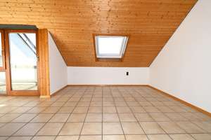 ***KOMFORTABLES REIHENHAUS MIT XXL-GARAGE*** – Die vollständige Adresse der Immobilie erhältst du vom Anbieter., 75397 Simmozheim – Vorschaubild 18