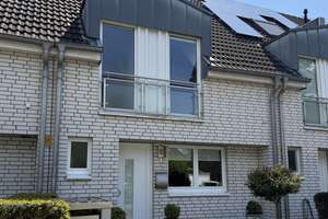 Provisionsfrei: Gepflegtes Familien-Reihenhaus mit Garten, Garage & ausgebautem Keller in D-Wersten