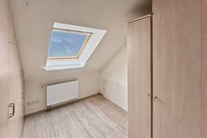 Helle 3-Zimmer-Dachgeschosswohnung mit Garage, Balkon und zusätzlichem Spitzboden  in Osterode – Die vollständige Adresse der Immobilie erhältst du vom Anbieter., 37520 Osterode am Harz – Vorschaubild 5