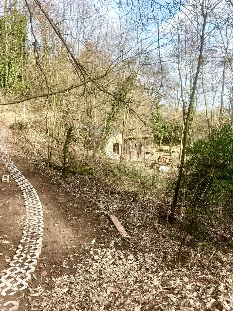 Immobilie in Bad Dürkheim - Schnäppchen für junge Familie mit handwerklichen Fähigkeiten - Bild 1