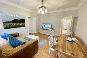 Stilvoll modernisiert: 3-Zimmer-Wohnung in zentraler Lage von Lehel – Kanalstr 6, 80538 Lehel, München – Vorschaubild 2