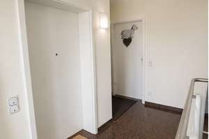 Großzügige, helle Einzimmerwohnung mit großem teilüberdachten Balkon – Ludwigstraße 26, 82140 Olching – Vorschaubild 11