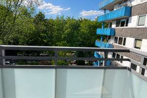 Lichtdurchflutete 3,5-Zimmer-Wohnung mit zwei Balkonen, Aufzug und Grünblick in Bochum-Steinkuhl – Markstraße 97, 44801 Querenburg, Bochum – Vorschaubild 11